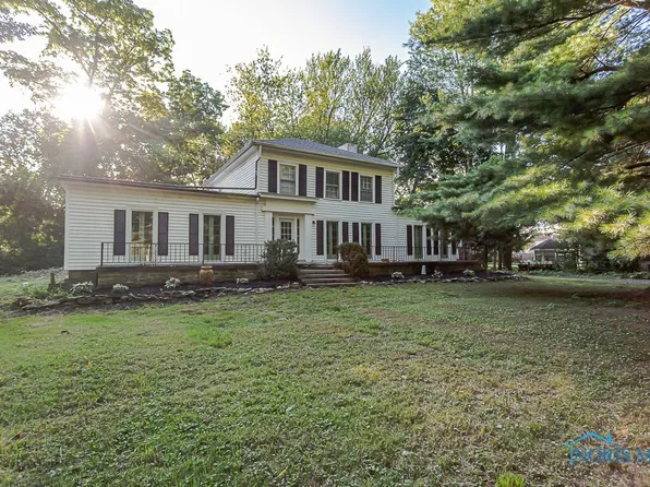 2030 Holloway Rd, Holland, OH 43528