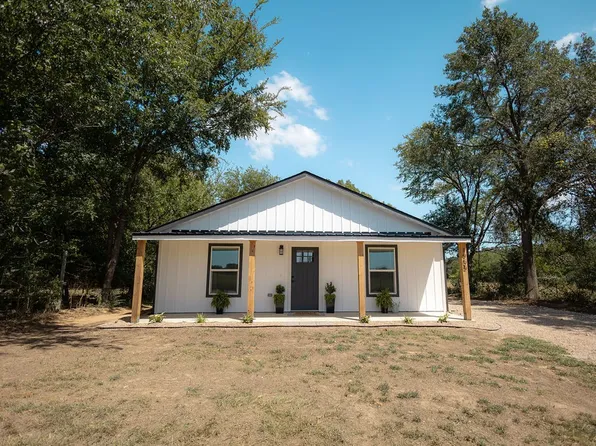 1955 Vz County Road 2144, Wills Point, TX 75169