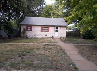 609 Howard Ave, Curtis, NE 69025