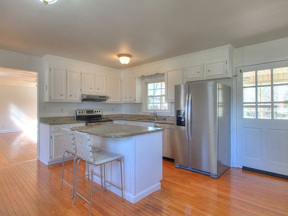 5th image of 4306 Creemore Dr