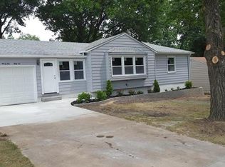 9536 Radio Dr, Saint Louis, MO