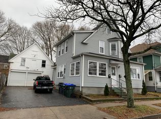 196 Massachusetts Ave, Providence, RI 02905