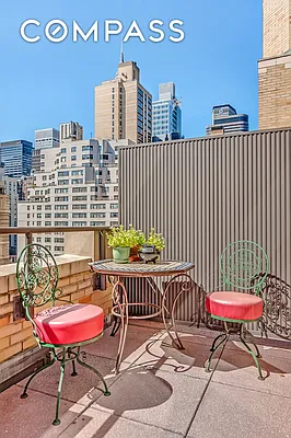 Sold by Compass | media 4