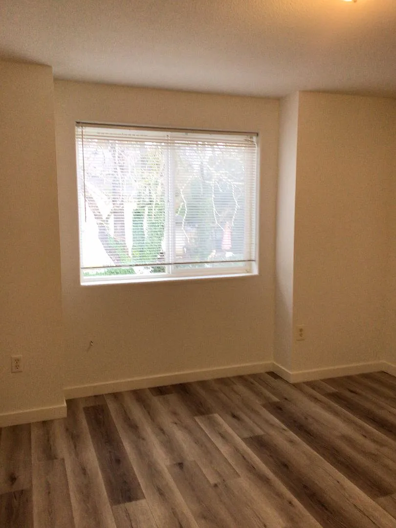 Washougal 2 Bedroom Townhome — Photo 3