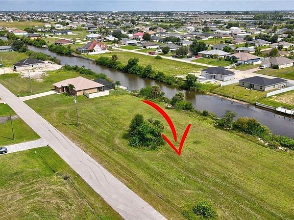 4th image of 1428 NW 11th Ter