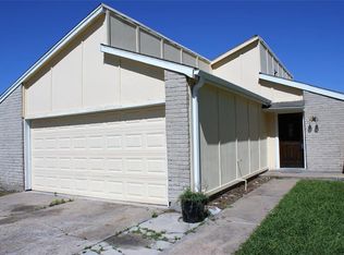 12356 Newbrook Dr, Houston, TX 77072