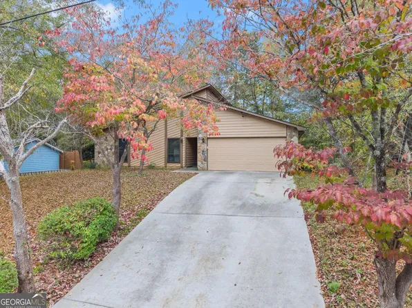 7235 Connell Rd, Fairburn, GA 30213