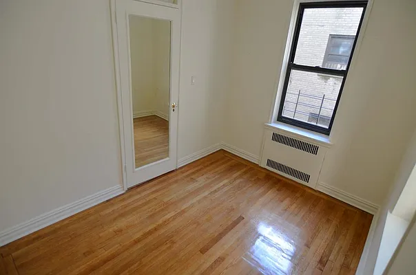 Rented by MNS | media 32