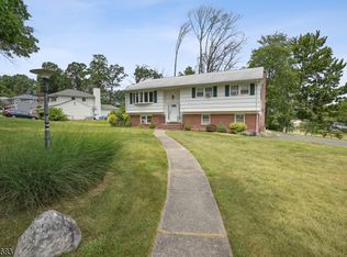 21 Frank Ter, Whippany, NJ 07981