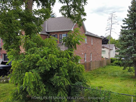 3rd image of 20 James Scott Rd