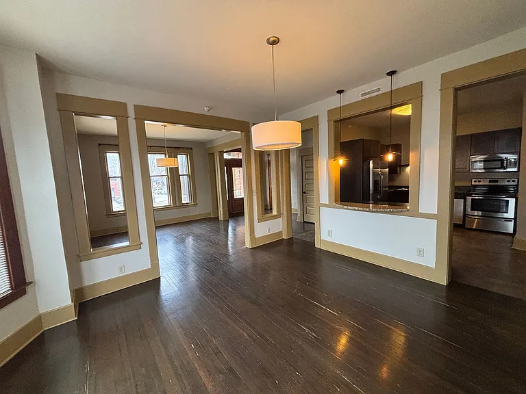 641 19th Street 1821 Woodland Ave — Photo 11