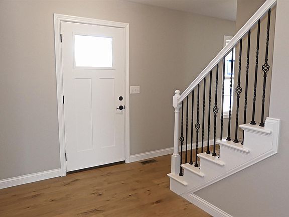 2nd image of 1333 Hills Dr