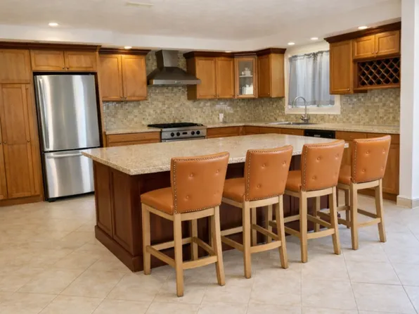 (undisclosed Address), Medford, MA 02155