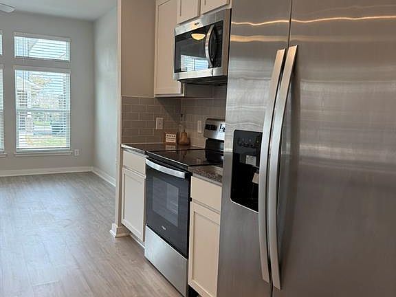 3rd image of 605 W South St #161