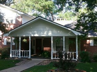 214 Sumac Rd, Huntsville, TX 77340