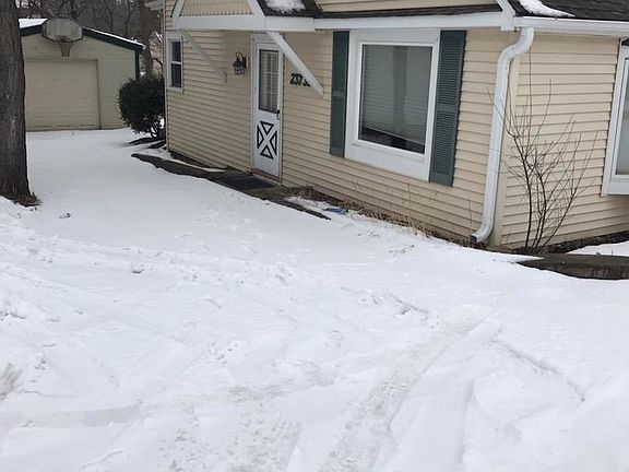 5th image of 23733 N Quentin Rd