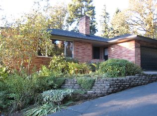 17271 SE Oatfield Rd, Milwaukie, OR 97267