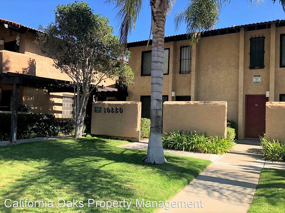 2nd image of 10855 Del Norte St #18