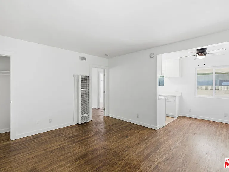 4921 Coldwater Canyon Ave #3 — Photo 2