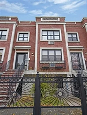 Rented by Corcoran | media 14