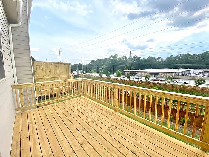 230 Mahone Dr — Photo 11