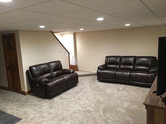Basement - LIving Room