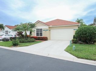 5934 Almaden Dr, Naples, FL 34119