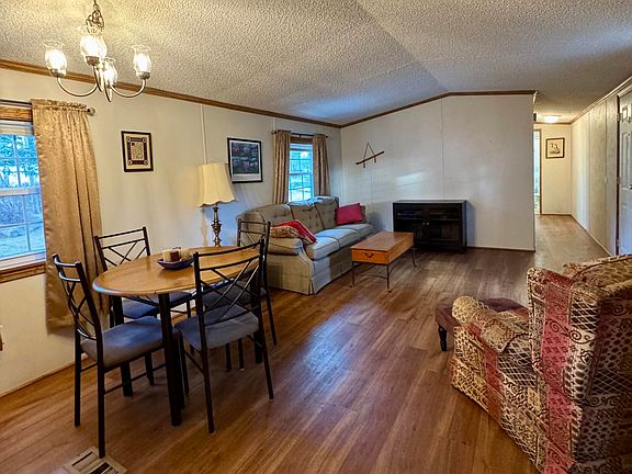 4th image of 42 Ridge Road