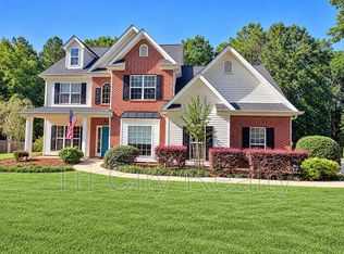 75 Sycamore Way, Sharpsburg, GA 30277