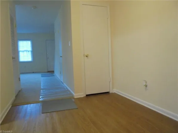 311-18 Salisbury St, Kernersville, NC 27284