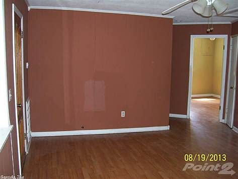 3rd image of 272 Grant 167048 St #167048