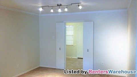 4th image of 11330 Park Central Pl APT B