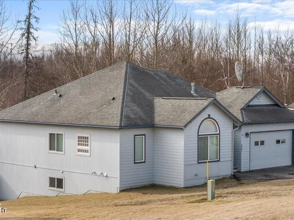 2085 N Verde Dr, Palmer, AK 99645