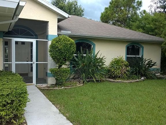 3rd image of 238 SW Chandler Ter
