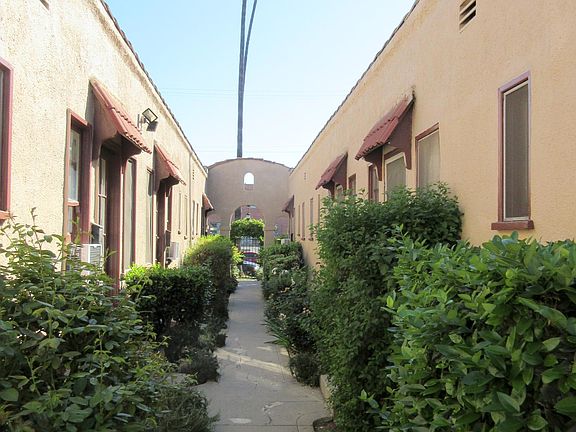 3rd image of 1137 2/5 Lodi Pl