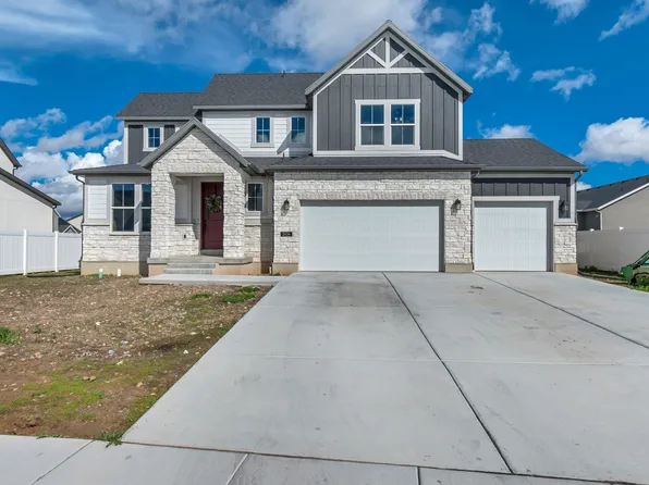 2434 W Eurasion Crane Rd, Clearfield, UT 84015