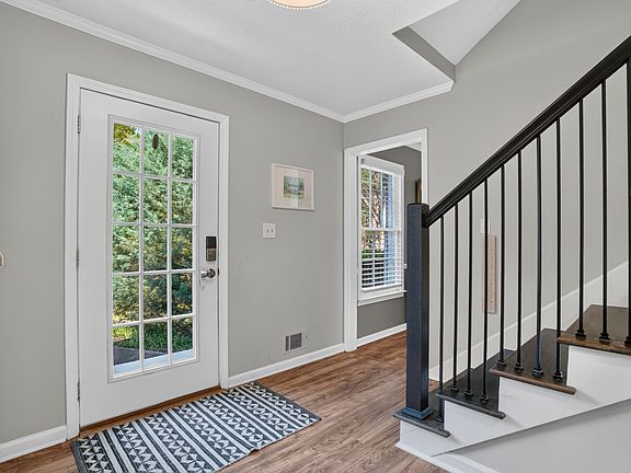 4th image of 4752 Village North Ct