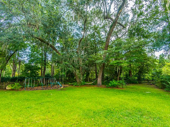 5th image of 124 Thousand Oaks Ct
