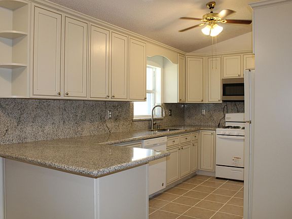 4th image of 5254 Blueberry Hill Ave