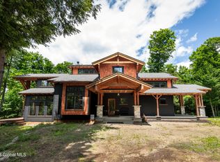 14 The Woods, North Creek, NY 12853