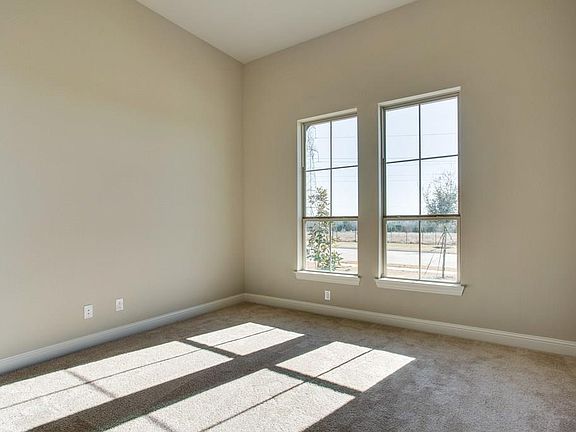 4th image of 5107 Lacey Cir