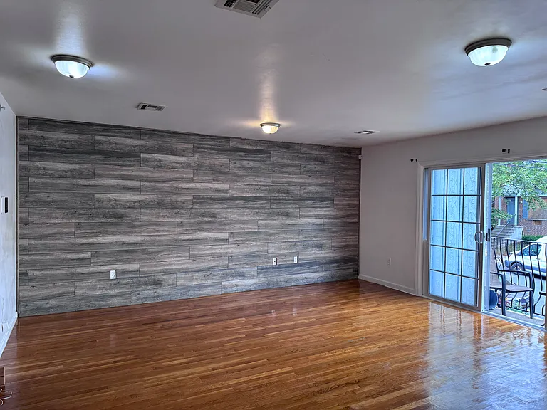 20 Poinier St #2 — Photo 9