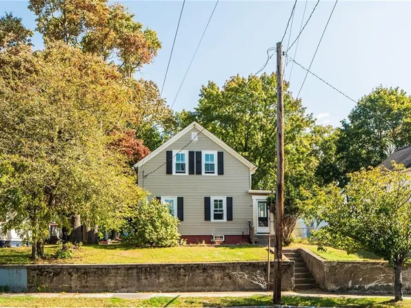 173 Roger Williams Ave, Rumford, RI 02916