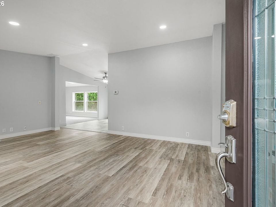 1655 S Elm St Unit 502, Canby, OR 97013 | Zillow