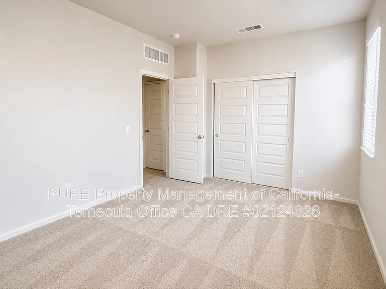 28235 Ashtree St — Photo 4