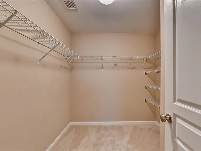 4228 Woods Creek Ln — Photo 69