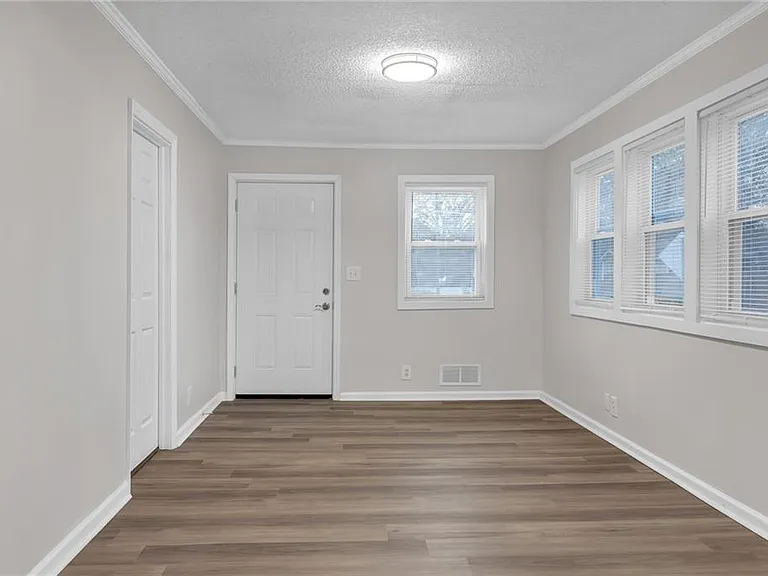 1683 Candler Rd — Photo 21