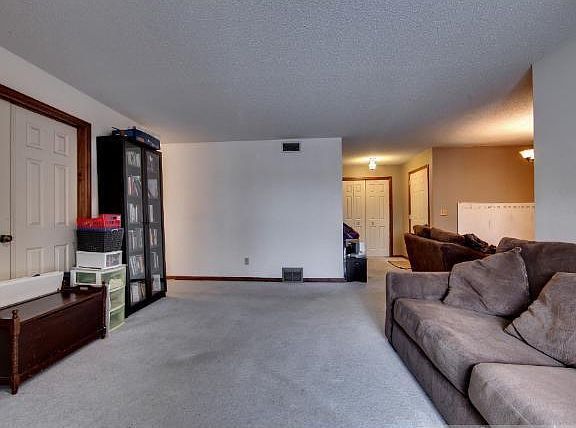 5th image of 4311 Fisher Ln #65A