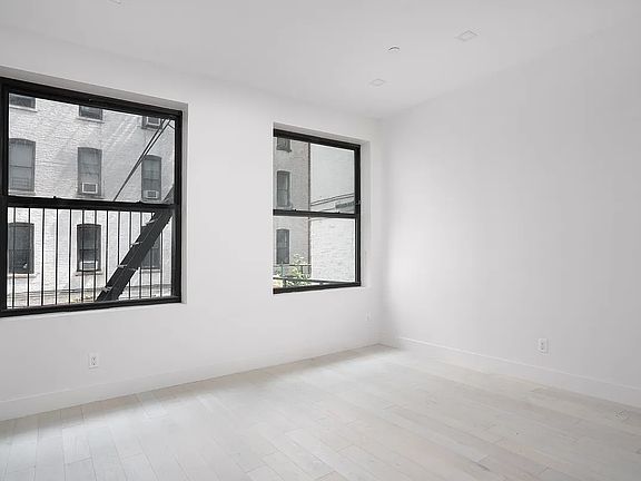 5th image of 611 W 142nd St #1B