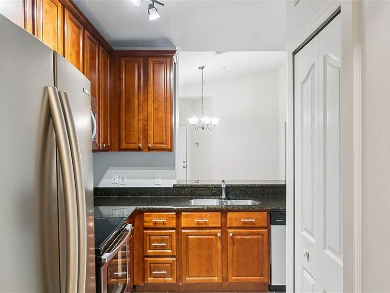 2729 Maitland Crossing Way #304 — Photo 7